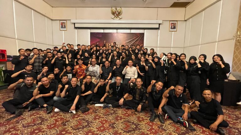 The Amaroossa Bandung Merayakan 15 Tahun Anniversary, Rising Through Time.